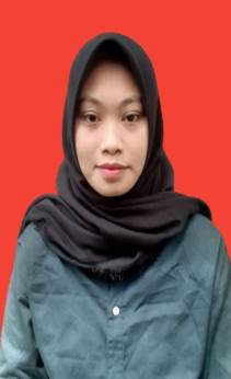 Foto Nuri Hadriyani